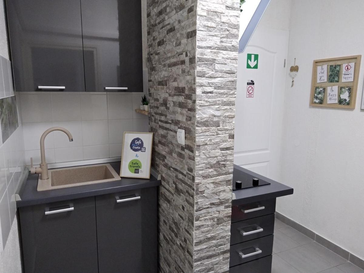 Apartment Suzana 1Br Split Dış mekan fotoğraf